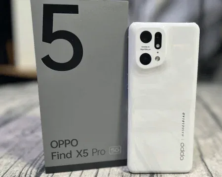 Which phone has the best network in the world