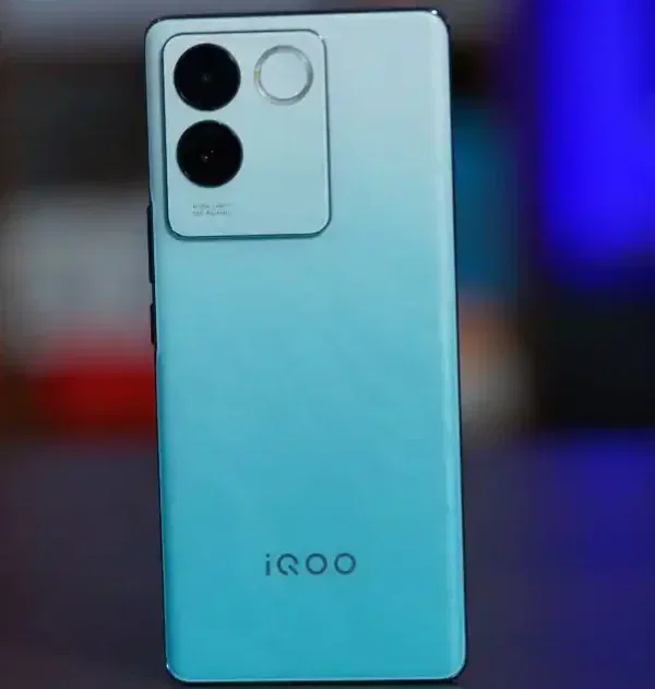 iQoo Z7 Pro