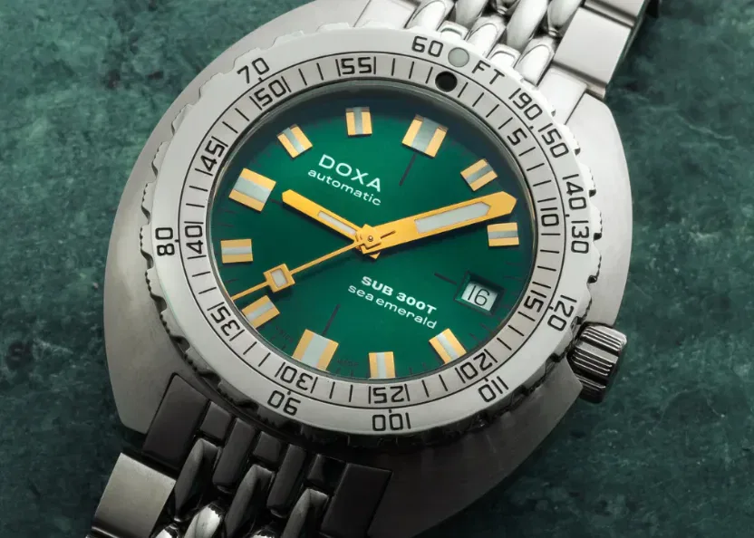 Doxa Sub 300 Carbon Aqua Lung US Divers