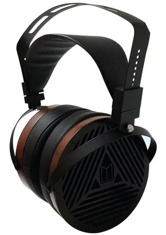 Monolith M1060