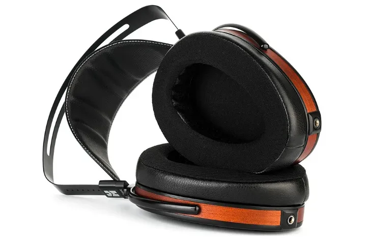 Planar magnetic headphones wireless