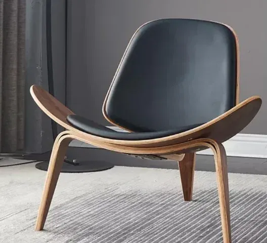 Replica Hans Wegner Shell Chair by Nuvoitalia